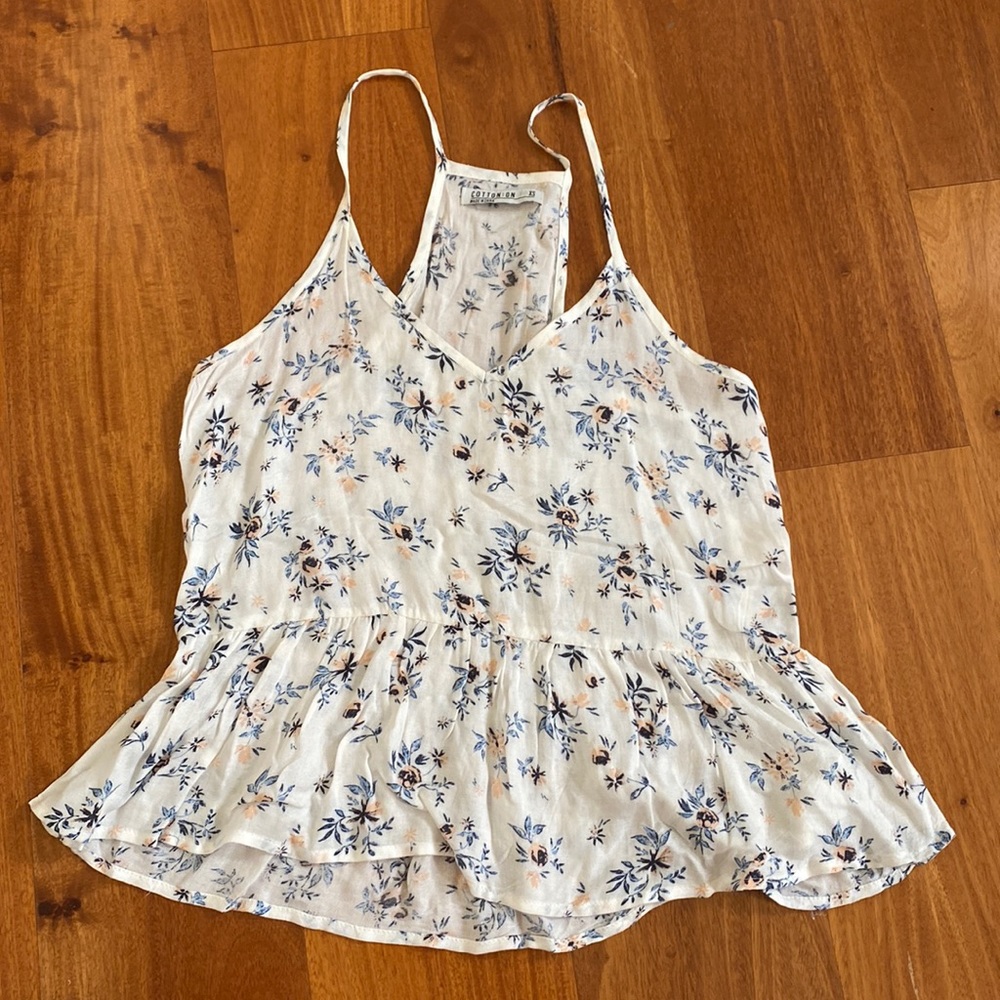 Cotton On racerback floral camisole. Size XS.